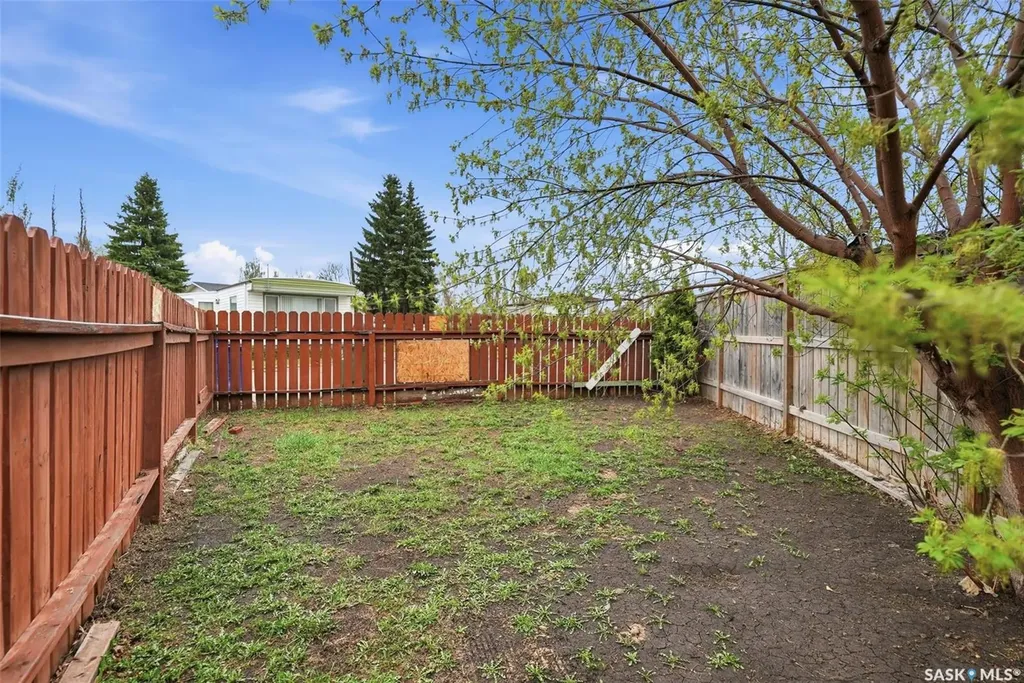 219 Grant Street Saskatoon SK S7N 2A5