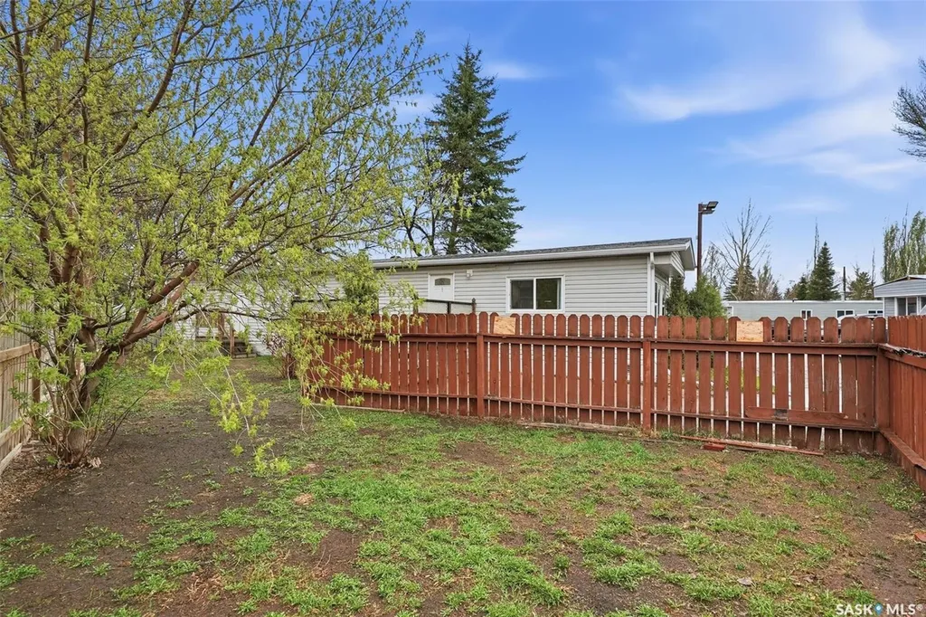 219 Grant Street Saskatoon SK S7N 2A5