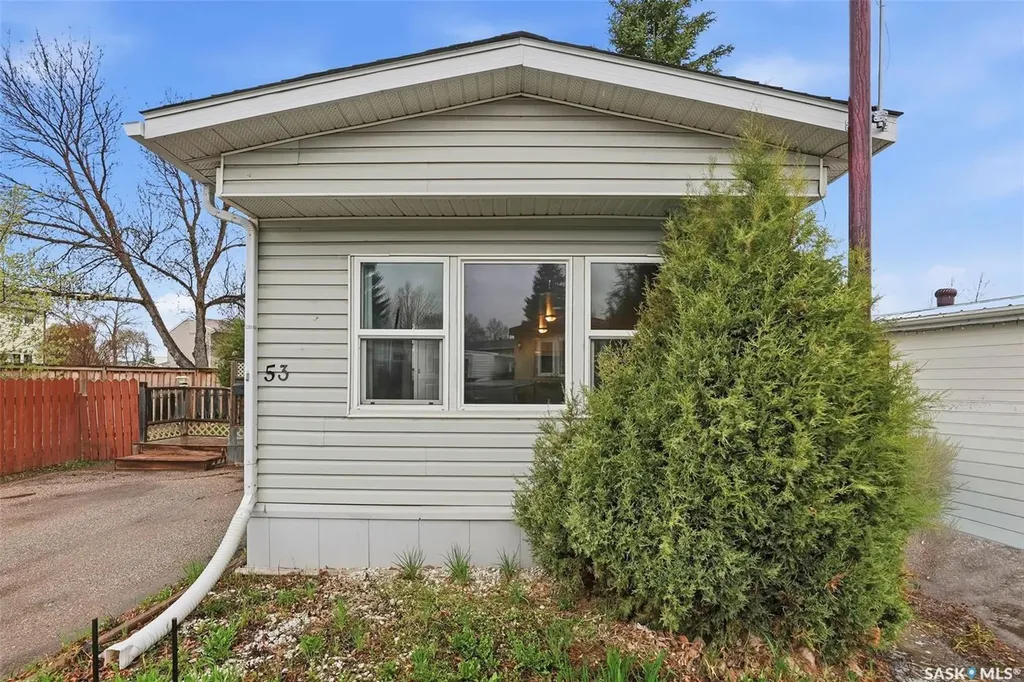 219 Grant Street Saskatoon SK S7N 2A5