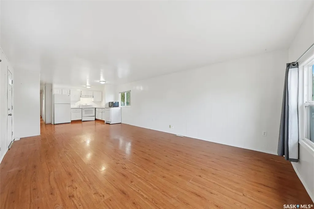 219 Grant Street Saskatoon SK S7N 2A5