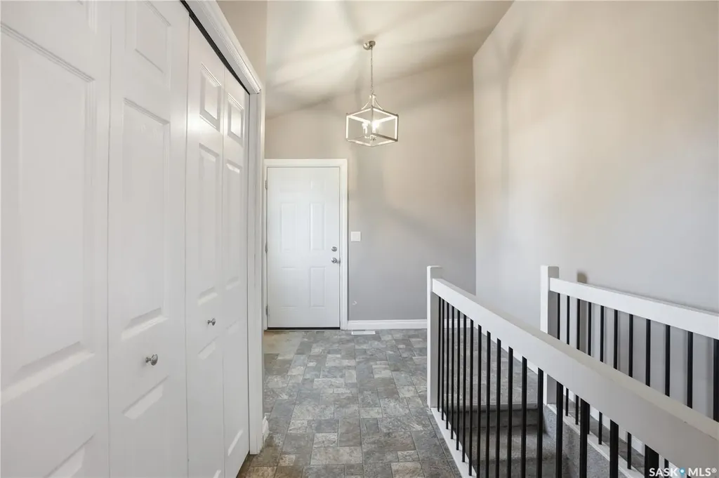 2203 Lindsay Street Regina SK S4N 3C2