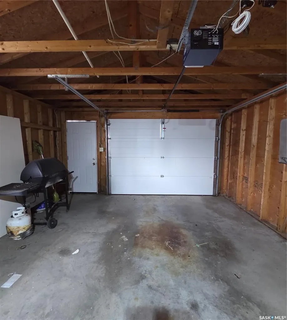 602 8th Avenue W Nipawin SK S0E 1E0