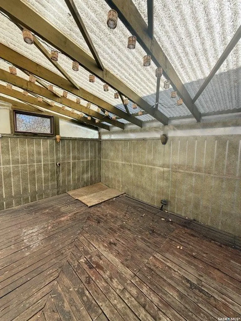 202 3rd Avenue E Kindersley SK S0L 1S0