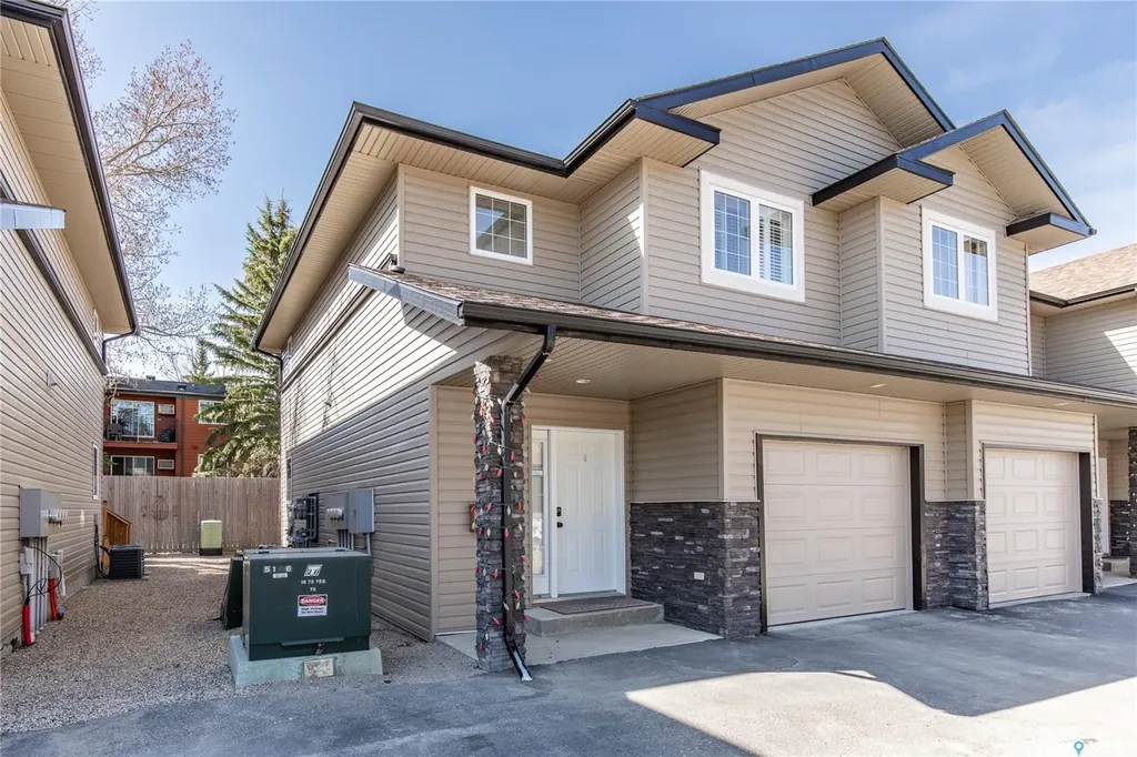 33 Wood Lily Drive Moose Jaw SK S6J 1E6