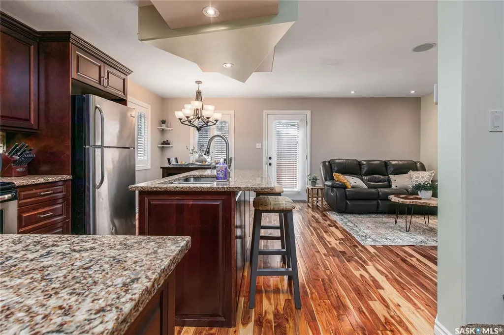 33 Wood Lily Drive Moose Jaw SK S6J 1E6