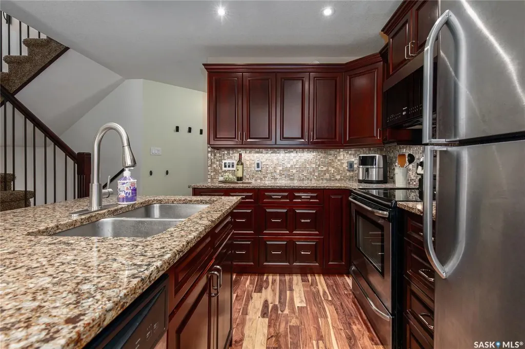 33 Wood Lily Drive Moose Jaw SK S6J 1E6