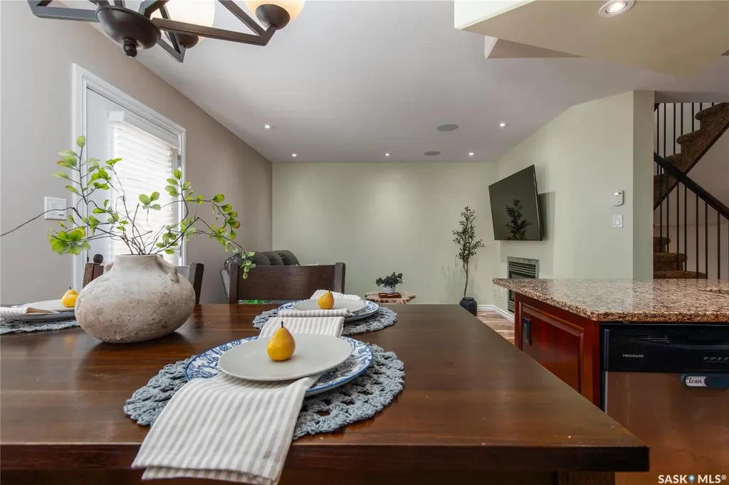 33 Wood Lily Drive Moose Jaw SK S6J 1E6