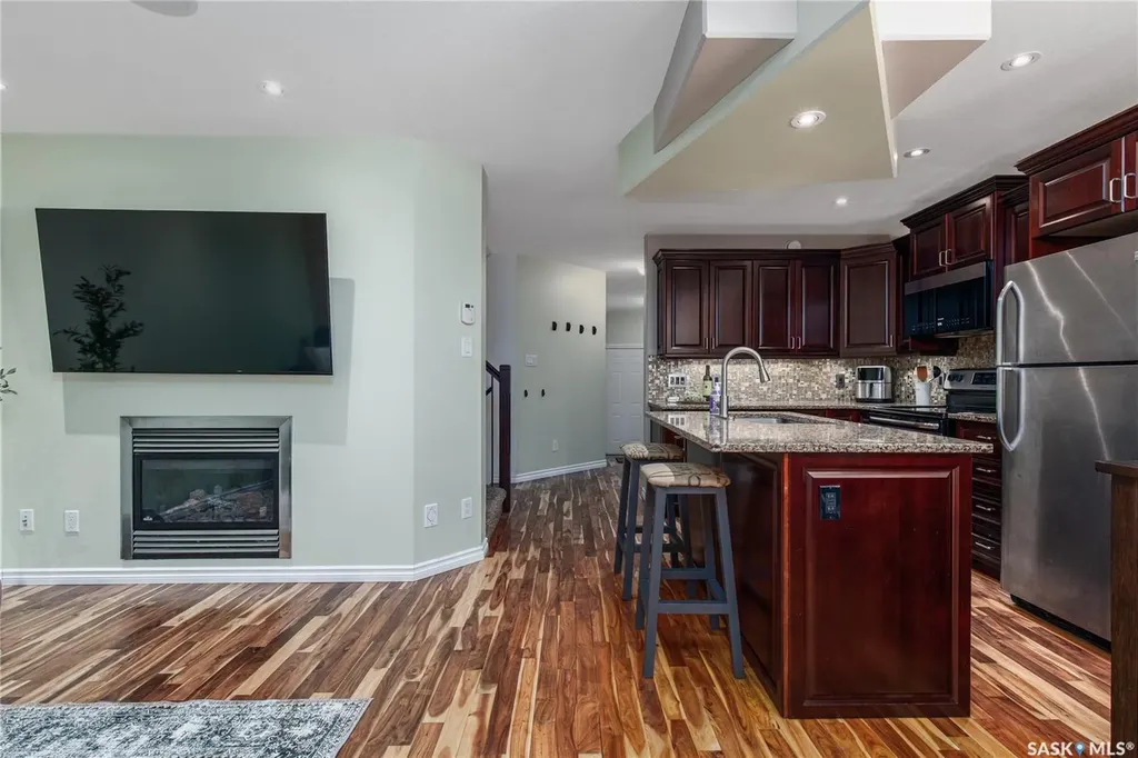 33 Wood Lily Drive Moose Jaw SK S6J 1E6