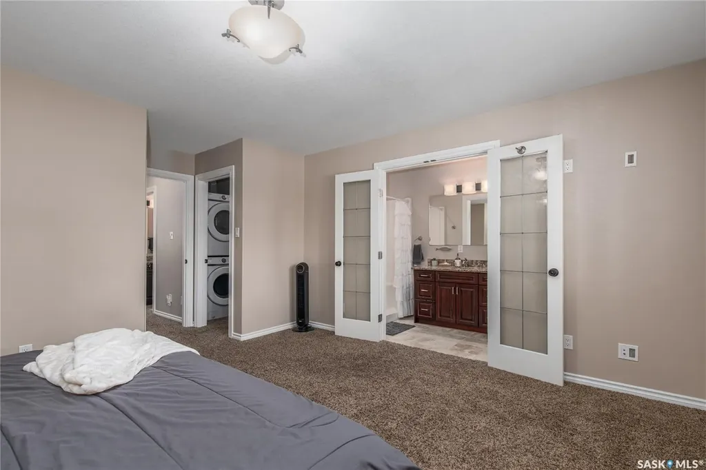 33 Wood Lily Drive Moose Jaw SK S6J 1E6