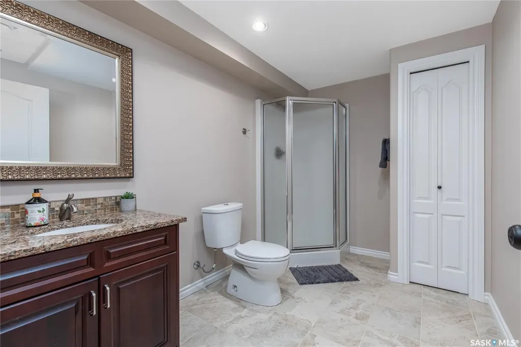33 Wood Lily Drive Moose Jaw SK S6J 1E6