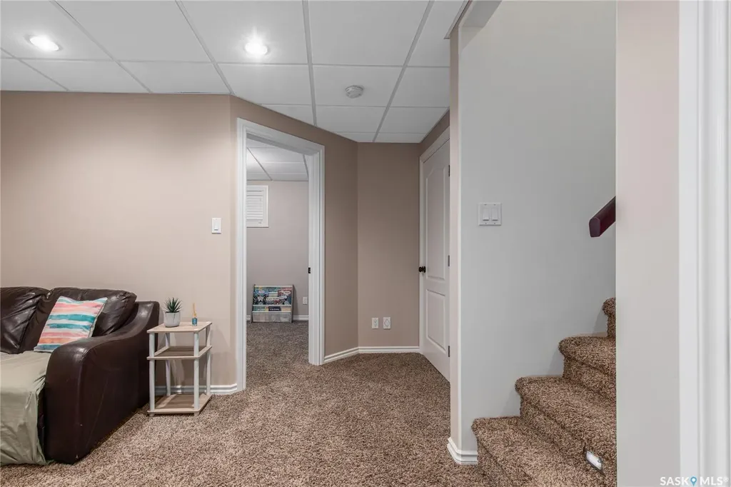 33 Wood Lily Drive Moose Jaw SK S6J 1E6