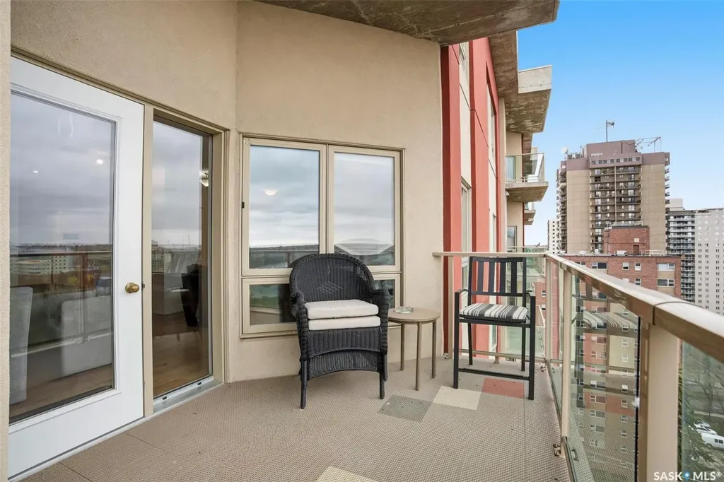902 Spadina Crescent E Saskatoon SK S7K 0G8