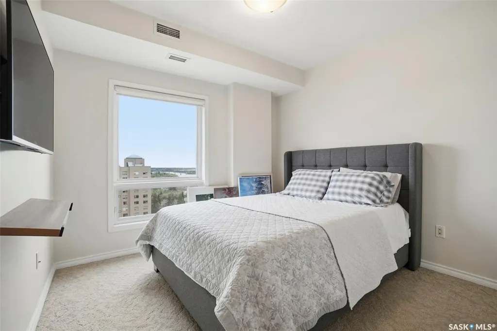 902 Spadina Crescent E Saskatoon SK S7K 0G8