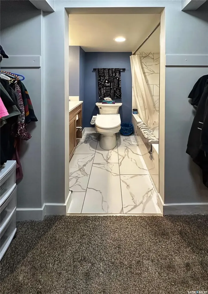 424 Spadina Crescent E Saskatoon SK S7K 6X7
