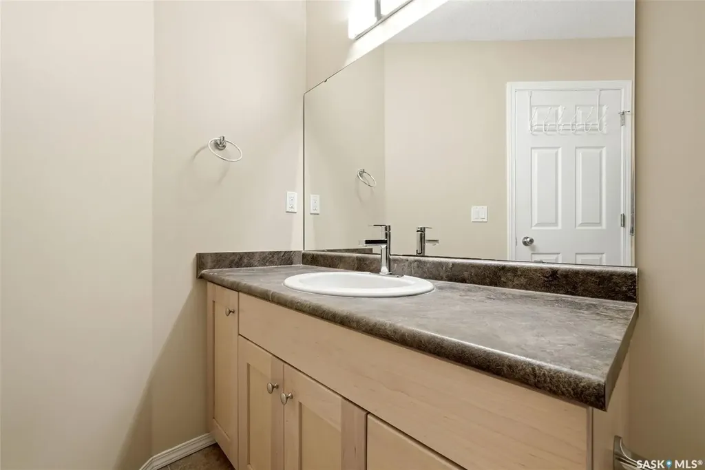 2751 Windsor Park Road Regina SK S4V 1H1