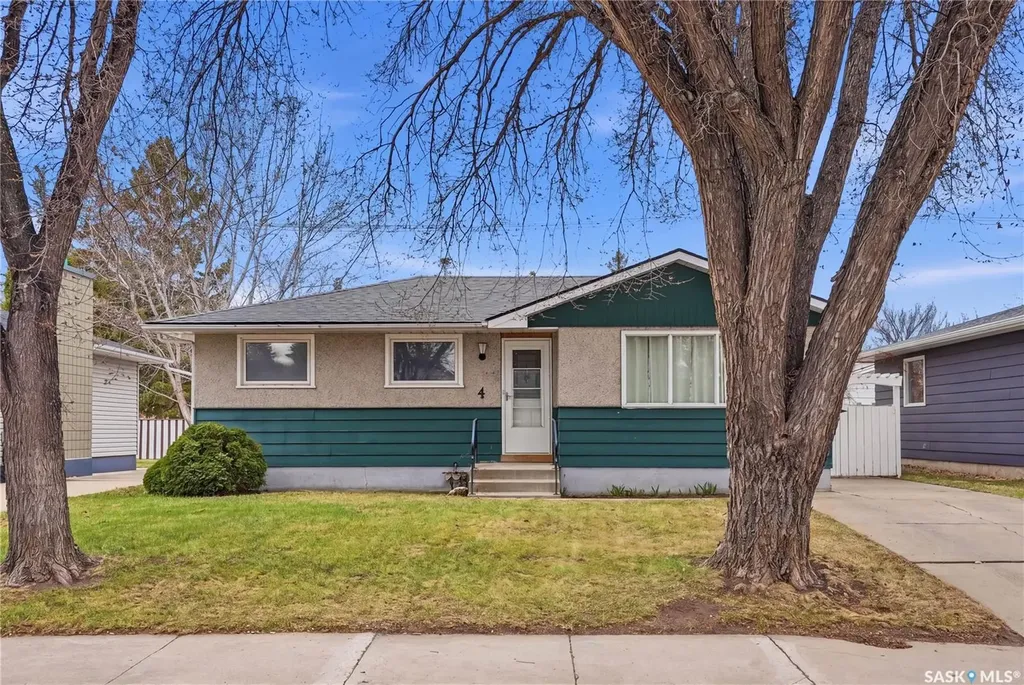 4 Dunning Crescent Saskatoon SK S7J 2S5