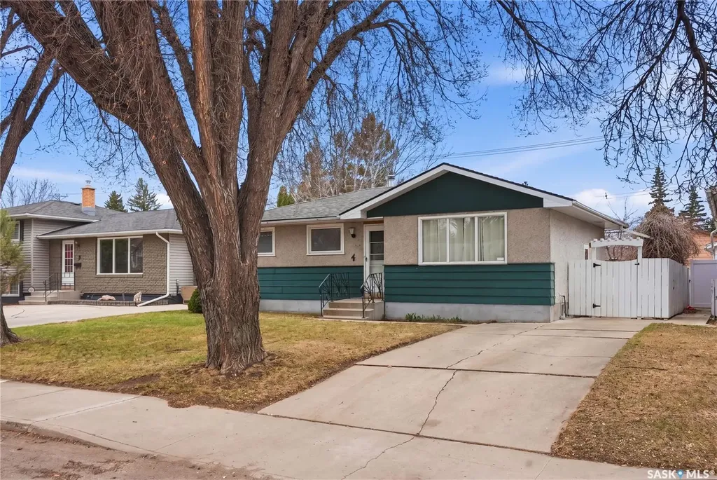 4 Dunning Crescent Saskatoon SK S7J 2S5