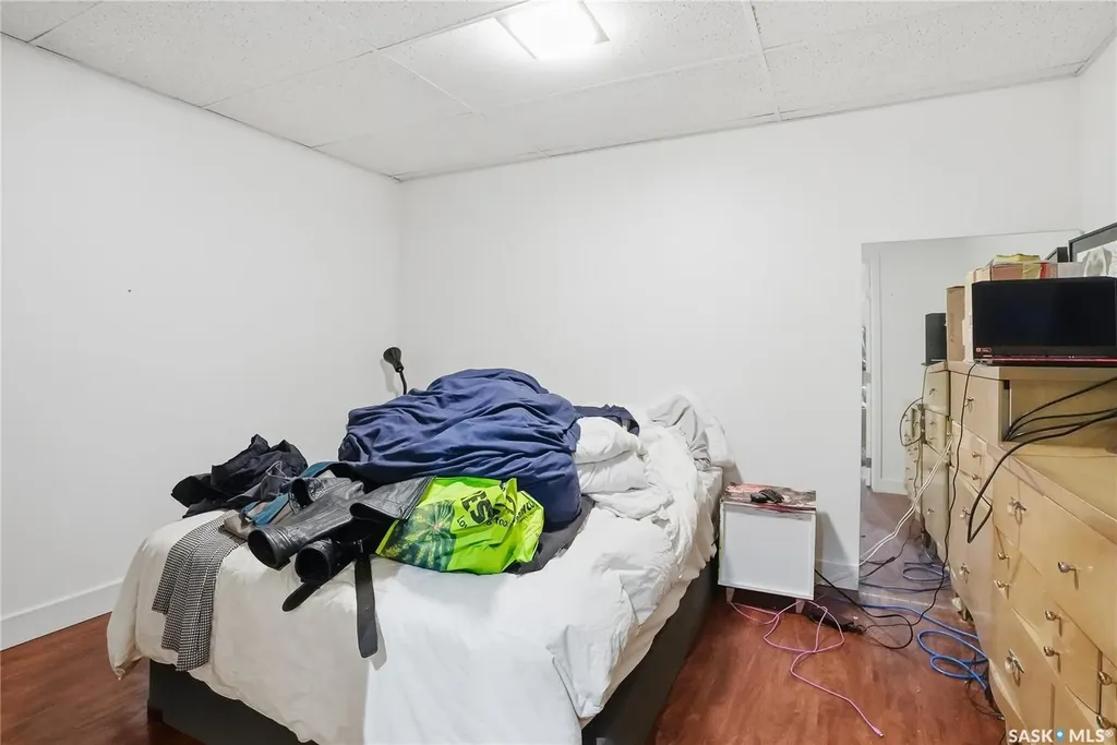 4 Dunning Crescent Saskatoon SK S7J 2S5