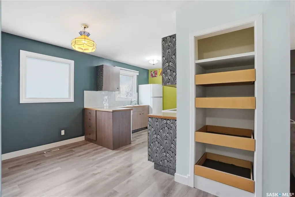 4 Dunning Crescent Saskatoon SK S7J 2S5