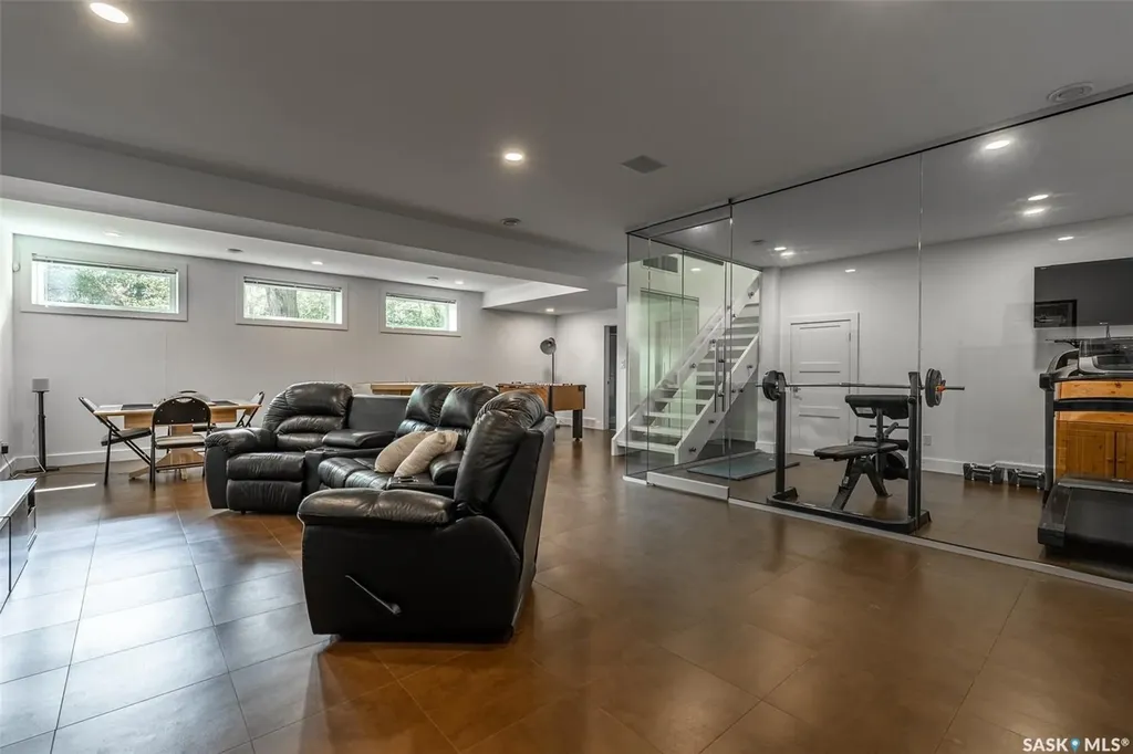 1150 Spadina Crescent E Saskatoon SK S7K 3H8
