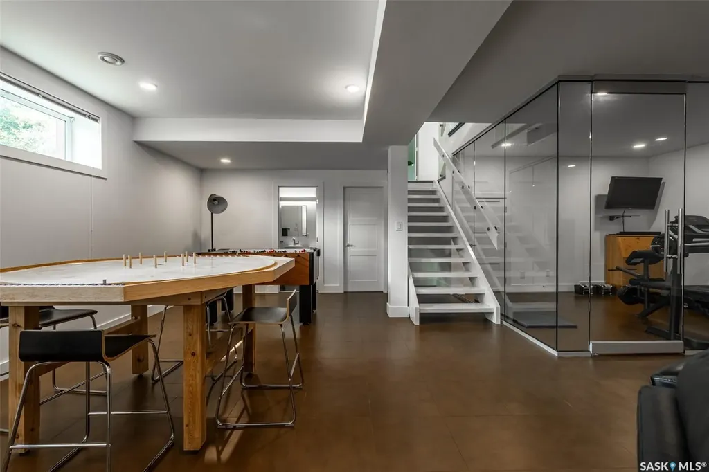 1150 Spadina Crescent E Saskatoon SK S7K 3H8