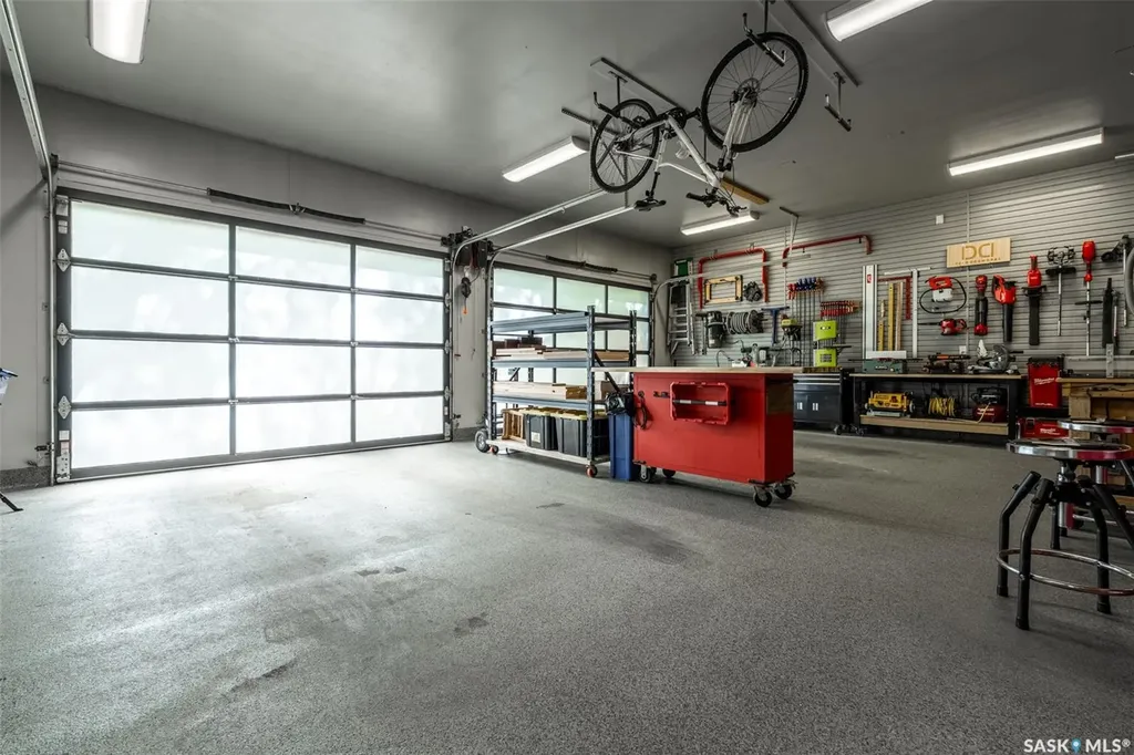 1150 Spadina Crescent E Saskatoon SK S7K 3H8