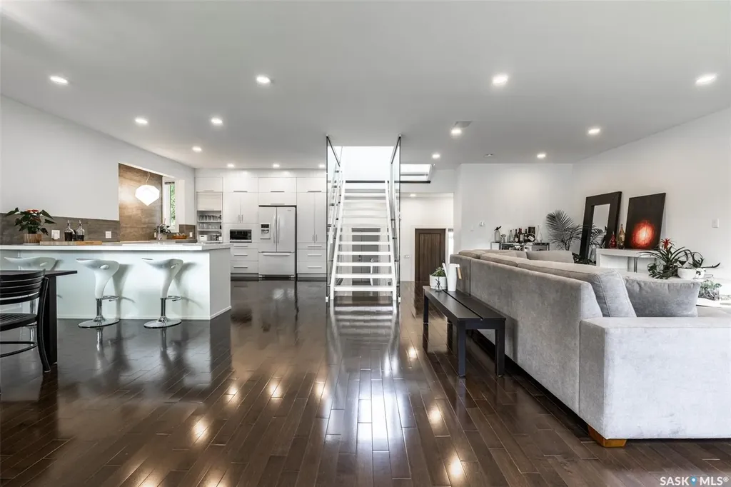 1150 Spadina Crescent E Saskatoon SK S7K 3H8