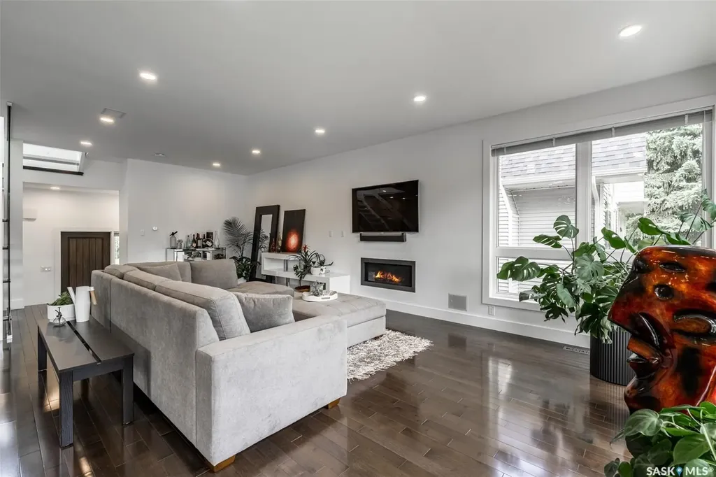 1150 Spadina Crescent E Saskatoon SK S7K 3H8
