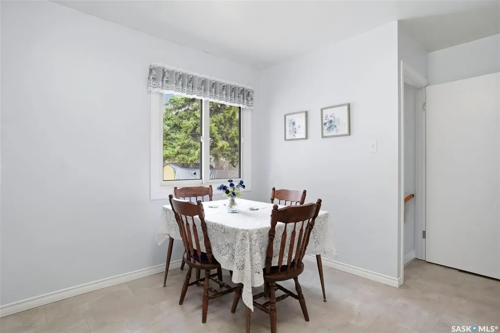 35 Harrison Crescent Saskatoon SK S7J 2K9