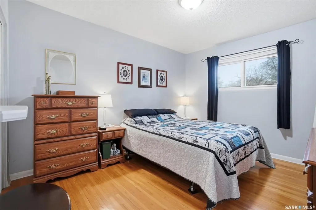 35 Harrison Crescent Saskatoon SK S7J 2K9