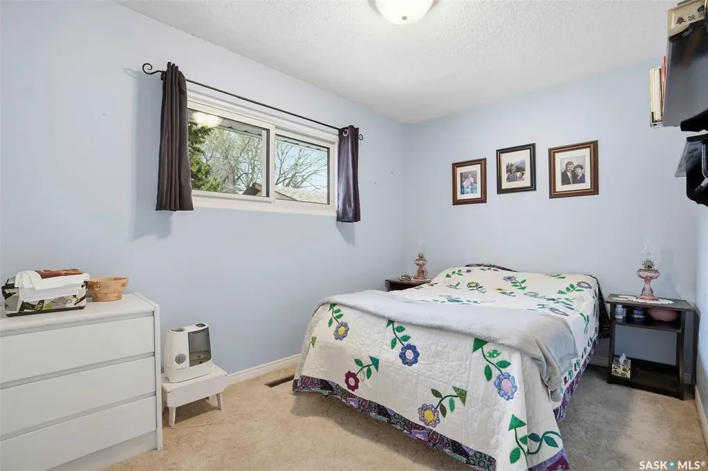 35 Harrison Crescent Saskatoon SK S7J 2K9