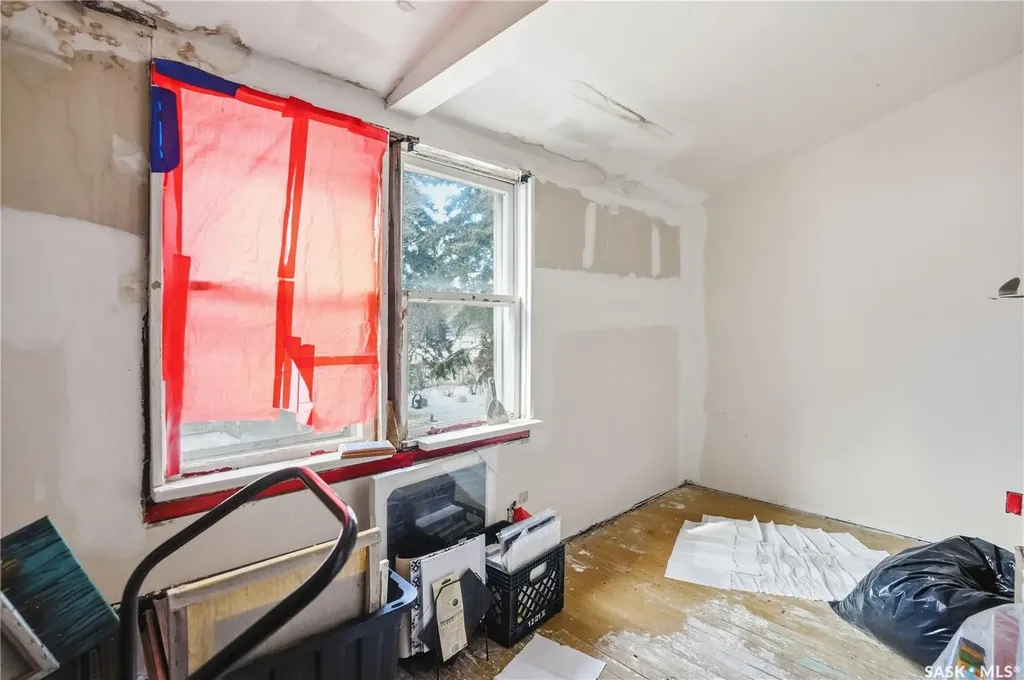 2512 Garnet Street Regina SK S4T 3A4