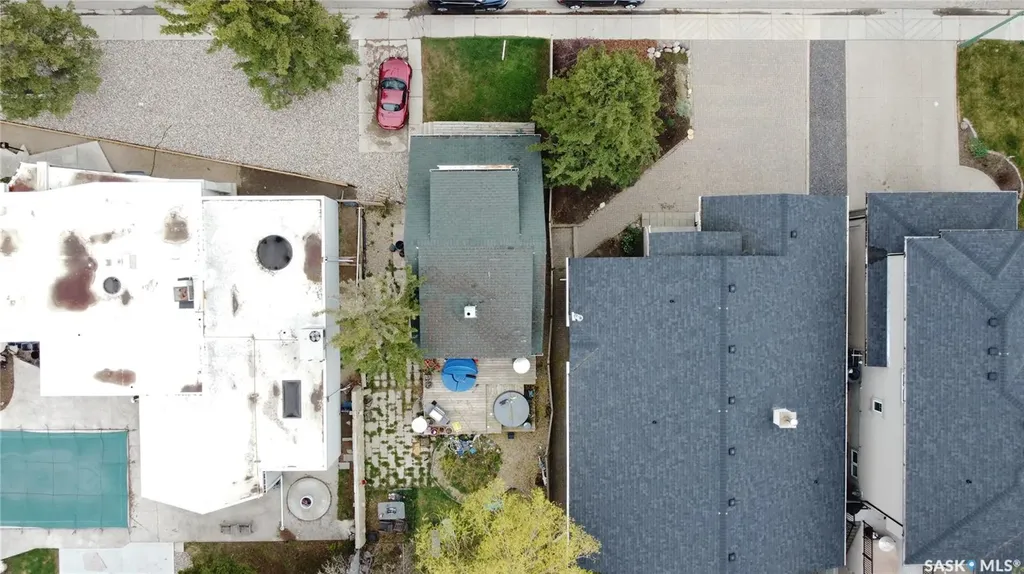 2512 Garnet Street Regina SK S4T 3A4