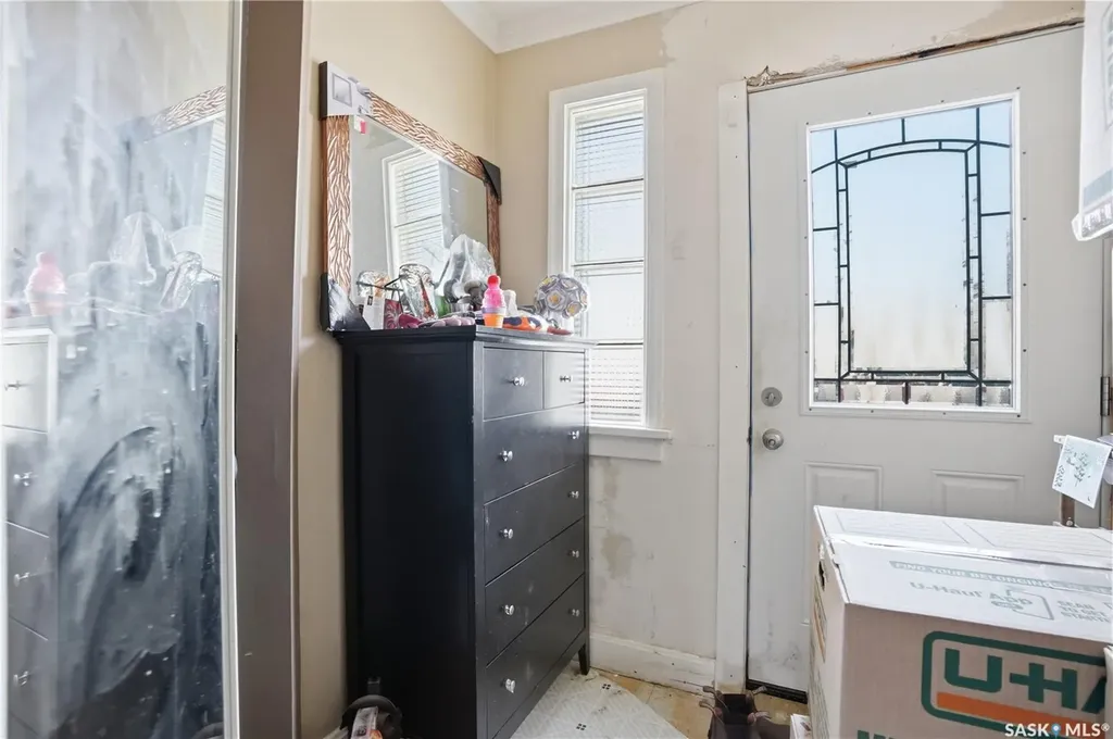 2512 Garnet Street Regina SK S4T 3A4