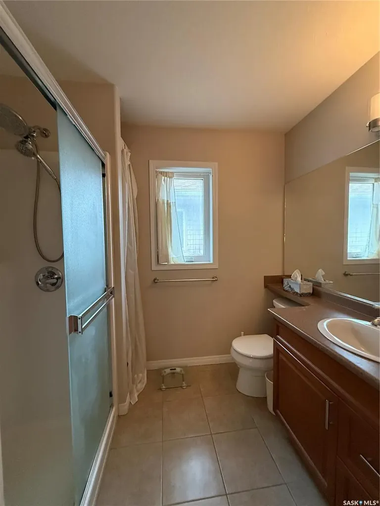 425 Y Avenue S Saskatoon SK S7M 3J8