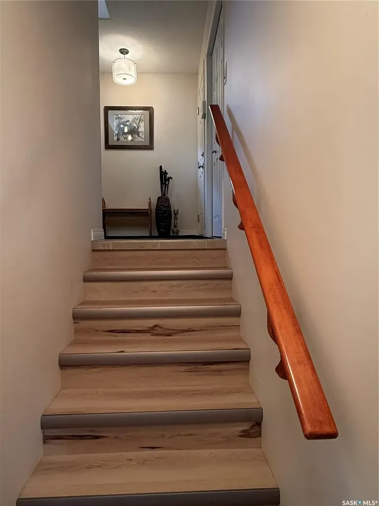 425 Y Avenue S Saskatoon SK S7M 3J8