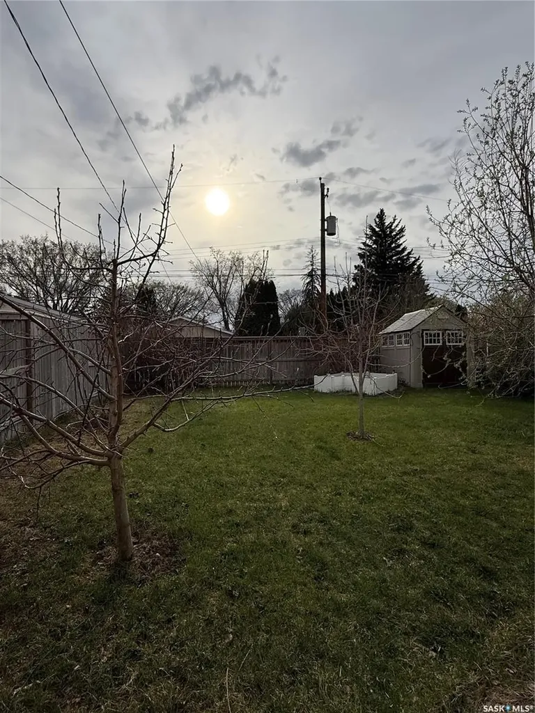 425 Y Avenue S Saskatoon SK S7M 3J8