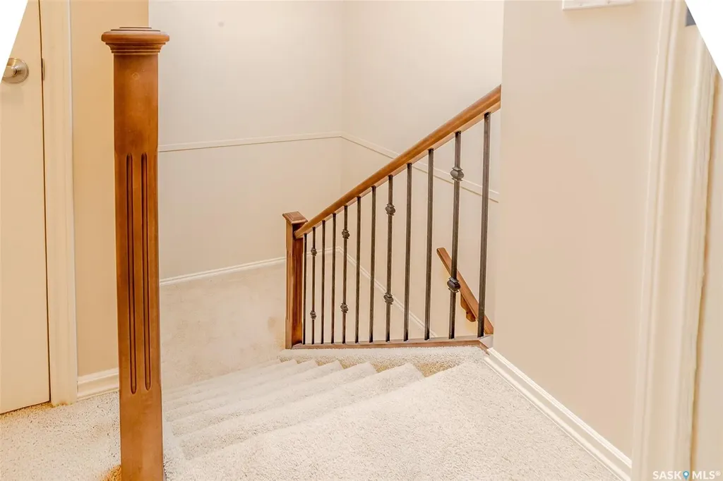 105 Lynd Crescent Saskatoon SK S7T 0C3