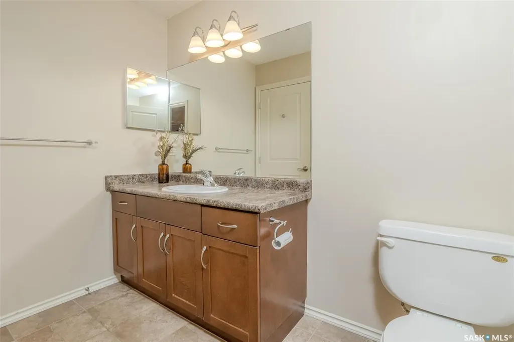 105 Lynd Crescent Saskatoon SK S7T 0C3