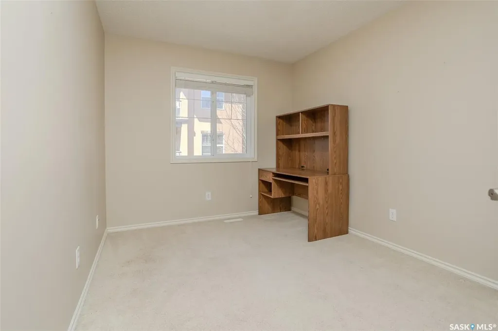 105 Lynd Crescent Saskatoon SK S7T 0C3
