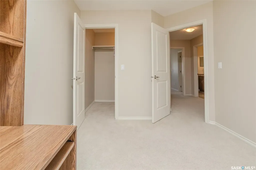 105 Lynd Crescent Saskatoon SK S7T 0C3