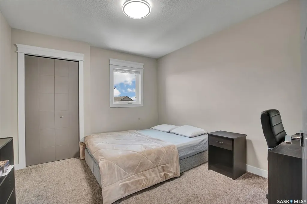 923 Kloppenburg Crescent Saskatoon SK S7W 0P2