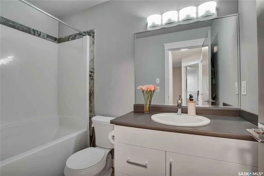 923 Kloppenburg Crescent Saskatoon SK S7W 0P2