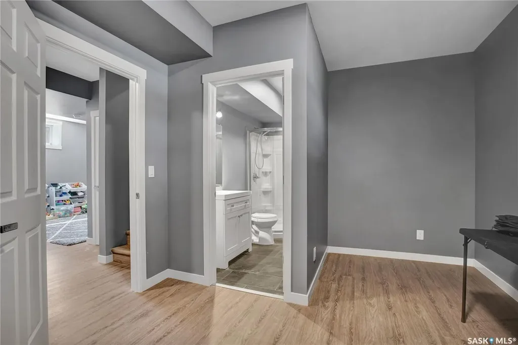 923 Kloppenburg Crescent Saskatoon SK S7W 0P2