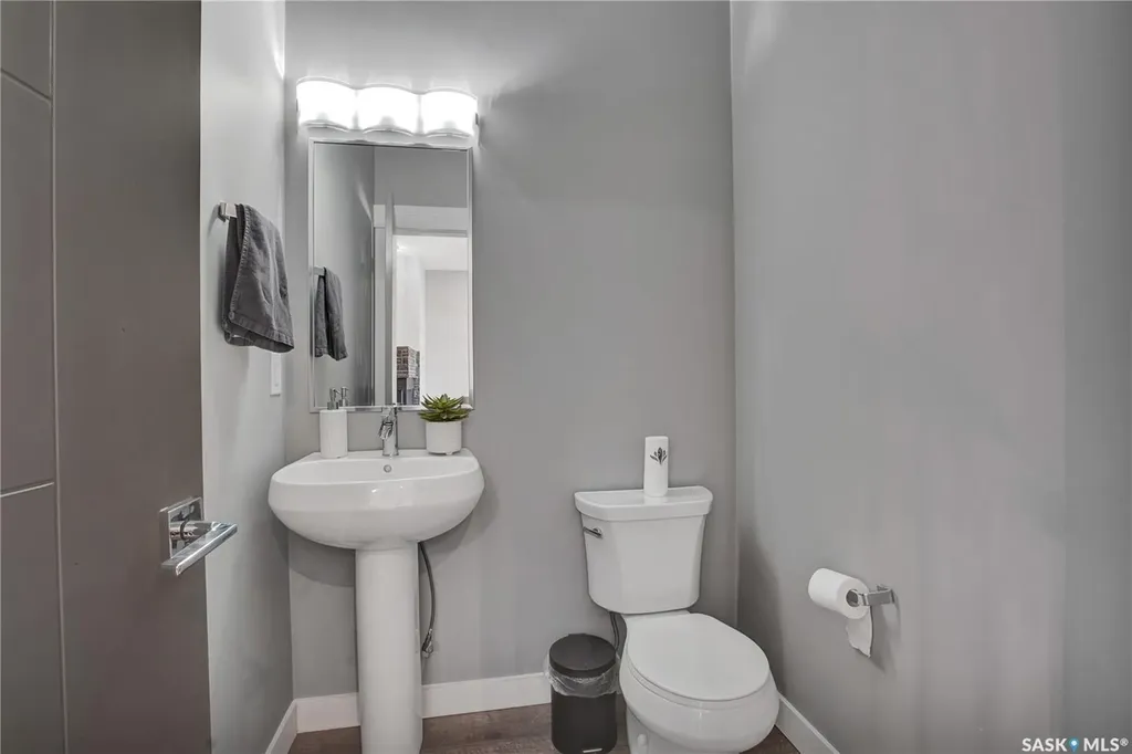 923 Kloppenburg Crescent Saskatoon SK S7W 0P2