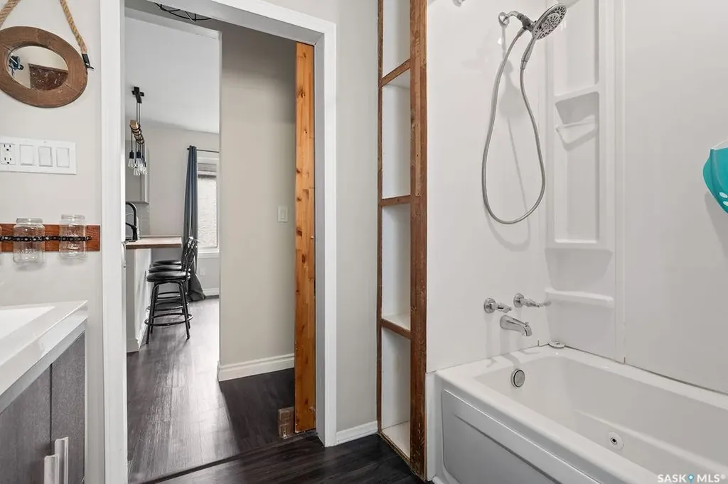 1171 Montague Street Regina SK S4T 3H8