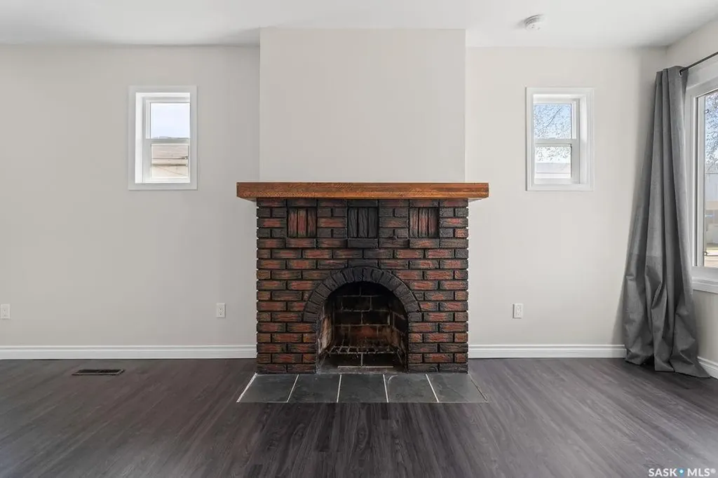 1171 Montague Street Regina SK S4T 3H8