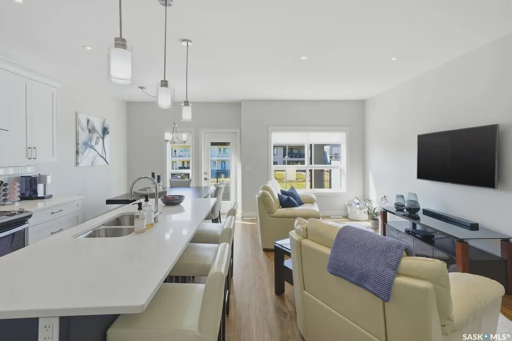 619 Evergreen Boulevard Saskatoon SK S7W 0Y7