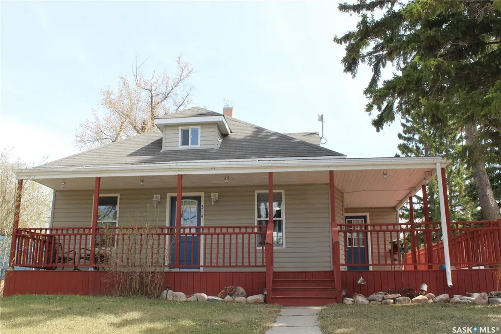 314 3rd Street E Wilkie SK S0K 4W0