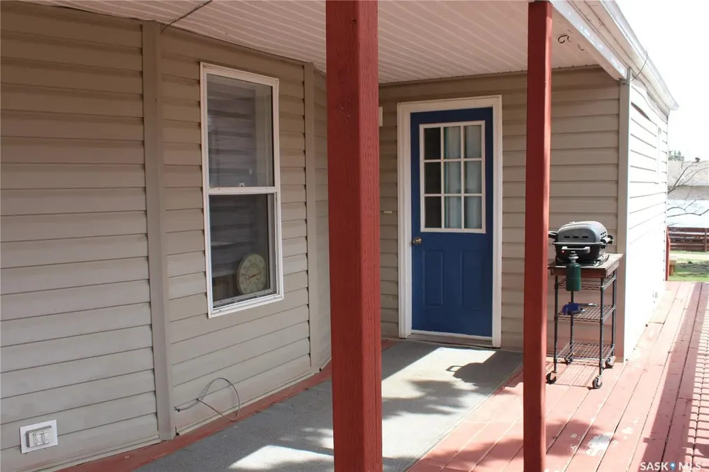 314 3rd Street E Wilkie SK S0K 4W0